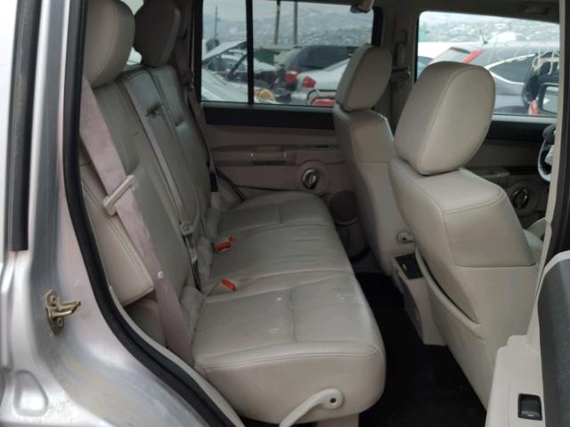 1J8HG58267C647912 - 2007 JEEP COMMANDER SILVER photo 6