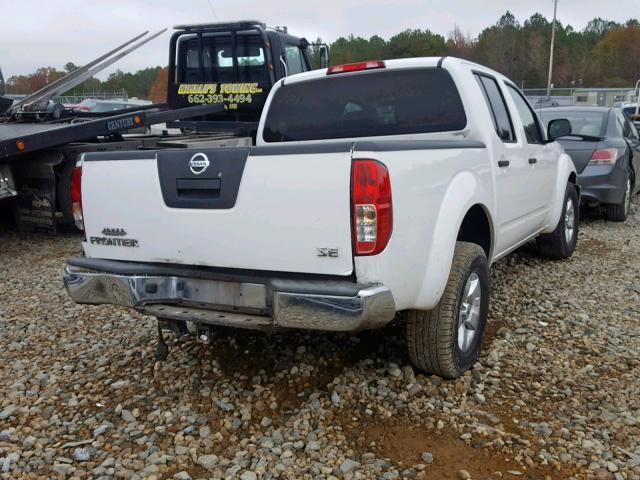 1N6AD07UX9C427924 - 2009 NISSAN FRONTIER C WHITE photo 4