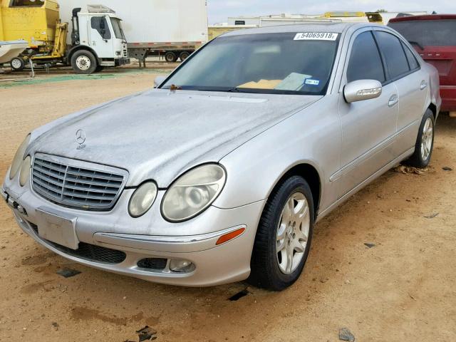 WDBUF65J53A367882 - 2003 MERCEDES-BENZ E 320 SILVER photo 2