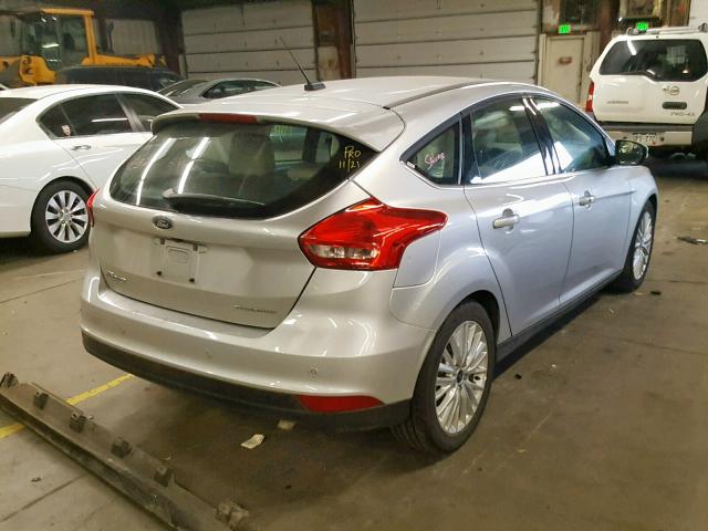 1FADP3N22JL271883 - 2018 FORD FOCUS TITA SILVER photo 4