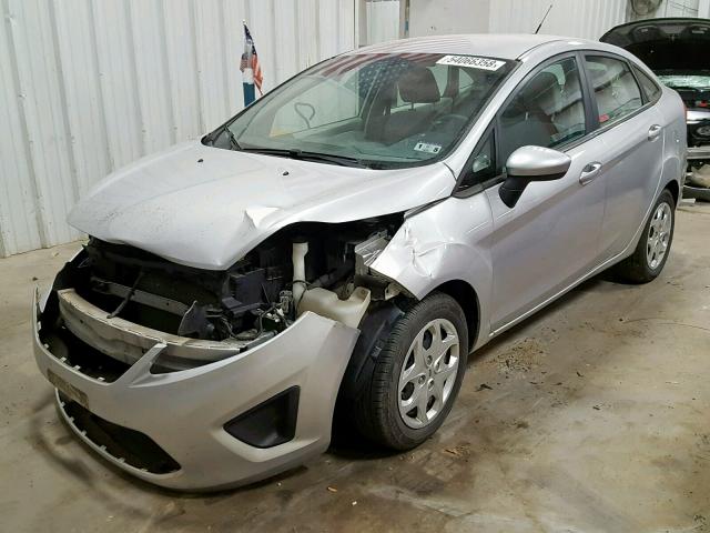 3FADP4AJ8DM185208 - 2013 FORD FIESTA S SILVER photo 2