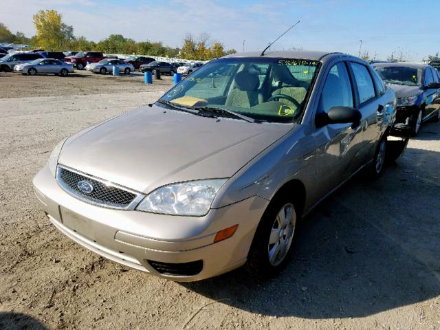 1FAHP34N17W282961 - 2007 FORD FOCUS ZX4 BROWN photo 2