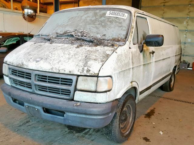 2B7HB21Y9VK592226 - 1997 DODGE RAM VAN B2 WHITE photo 2