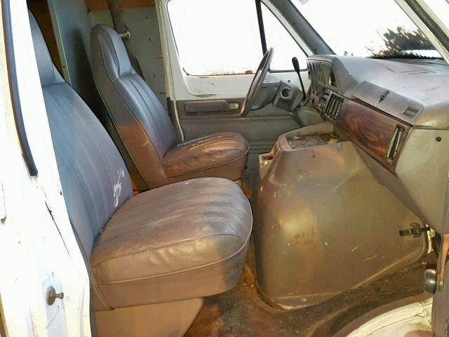 2B7HB21Y9VK592226 - 1997 DODGE RAM VAN B2 WHITE photo 5