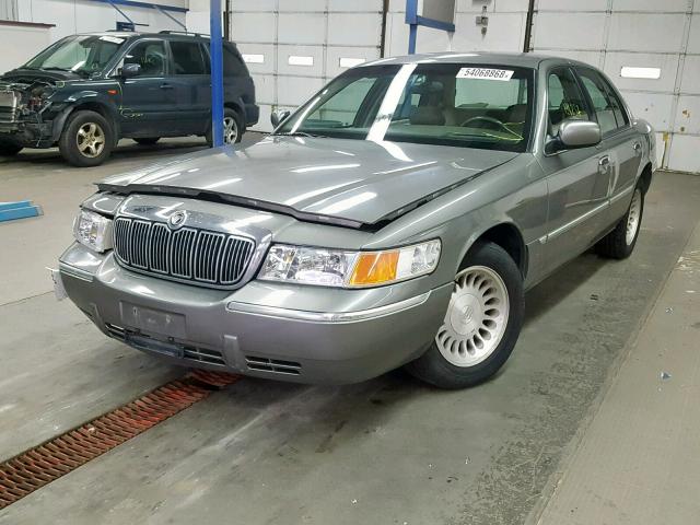 2MEFM75W4YX711104 - 2000 MERCURY GRAND MARQ GRAY photo 2