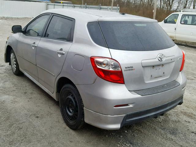 2T1KU4EE8AC476903 - 2010 TOYOTA COROLLA MA SILVER photo 3