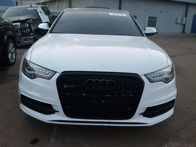 WAUF2AFC3DN032698 - 2013 AUDI S6 WHITE photo 9