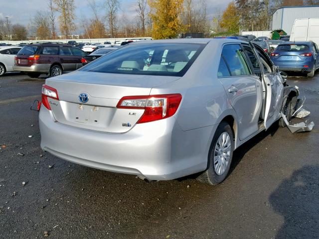 4T1BD1FK6DU079809 - 2013 TOYOTA CAMRY HYBR SILVER photo 4