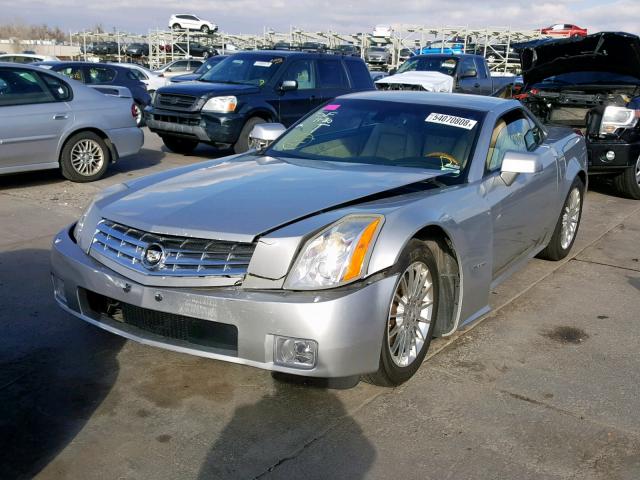 1G6YV36A385600602 - 2008 CADILLAC XLR SILVER photo 2