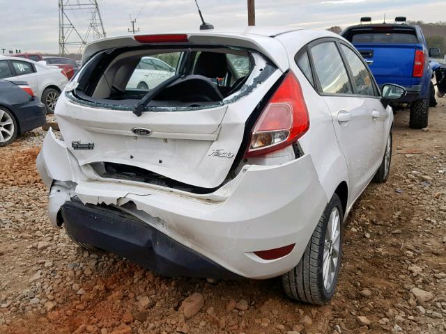 3FADP4EJXEM153422 - 2014 FORD FIESTA SE WHITE photo 4