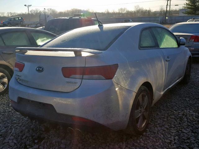 KNAFU6A26C5469406 - 2012 KIA FORTE EX SILVER photo 4