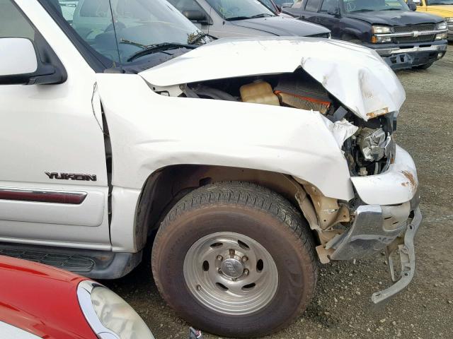 1GKEK13T6YJ183393 - 2000 GMC YUKON WHITE photo 9