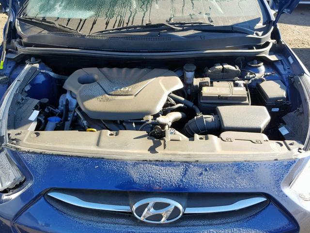 KMHCT4AE2HU274855 - 2017 HYUNDAI ACCENT SE BLUE photo 7