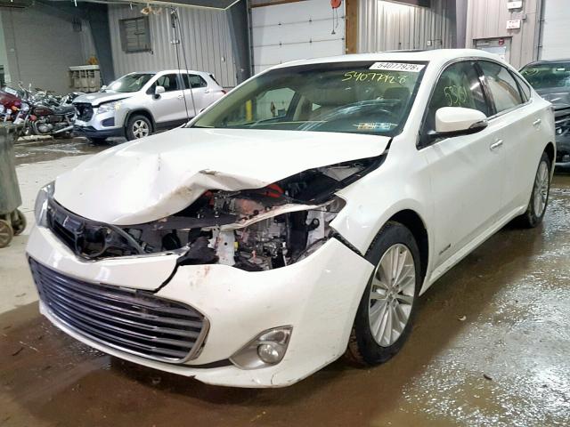 4T1BD1EB6FU047639 - 2015 TOYOTA AVALON HYB WHITE photo 2