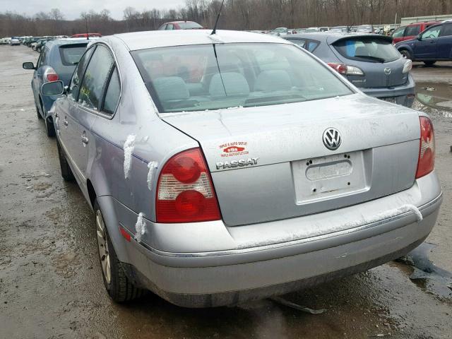 WVWPD63B13P337260 - 2003 VOLKSWAGEN PASSAT GLS SILVER photo 3