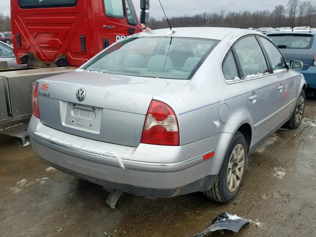 WVWPD63B13P337260 - 2003 VOLKSWAGEN PASSAT GLS SILVER photo 4