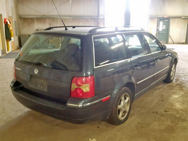 WVWVD63B82E402588 - 2002 VOLKSWAGEN PASSAT GLS CHARCOAL photo 4