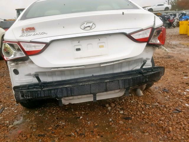 5NPEB4AC3DH689086 - 2013 HYUNDAI SONATA GLS WHITE photo 9