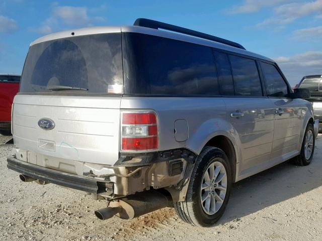 2FMGK5B81DBD35082 - 2013 FORD FLEX SE SILVER photo 4