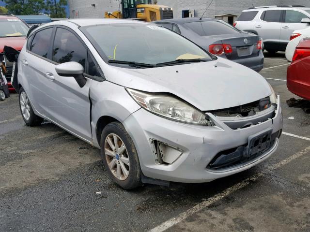 3FADP4EJ4BM138023 - 2011 FORD FIESTA SE SILVER photo 1