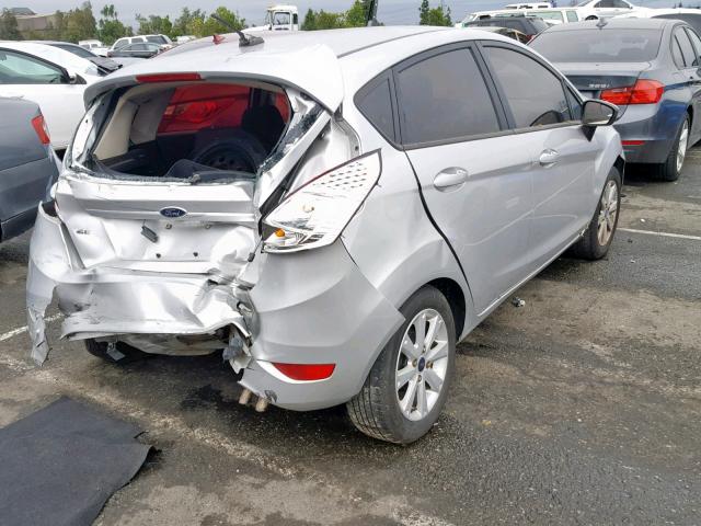 3FADP4EJ4BM138023 - 2011 FORD FIESTA SE SILVER photo 4