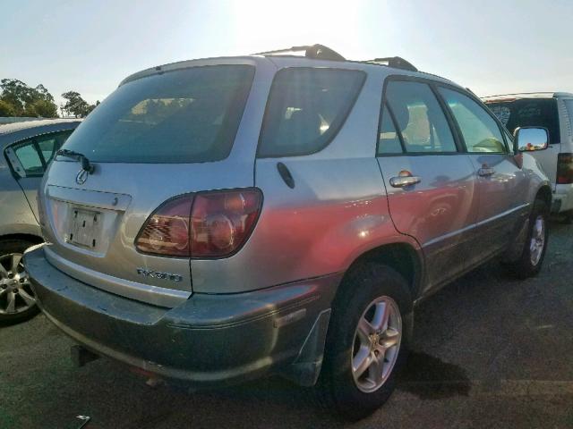 JT6HF10U7X0032374 - 1999 LEXUS RX 300 SILVER photo 4