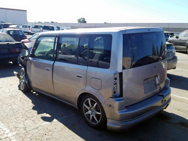 JTLKT324350174769 - 2005 TOYOTA SCION XB SILVER photo 3