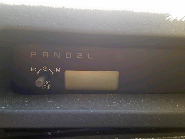 JTLKT324350174769 - 2005 TOYOTA SCION XB SILVER photo 8