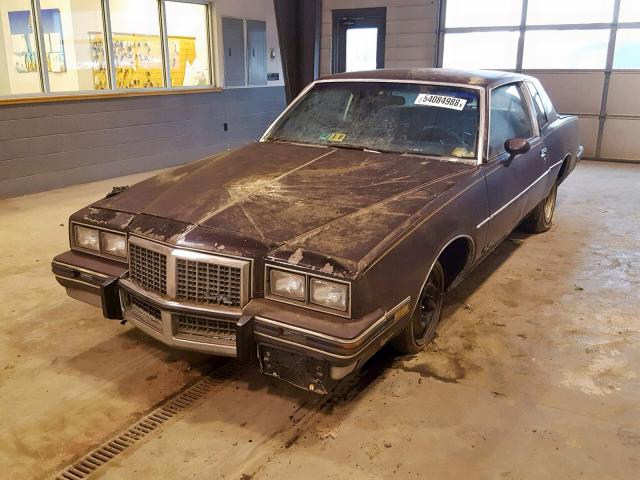 2G2GJ37ZXG2283280 - 1986 PONTIAC GRAND PRIX WHITE photo 2