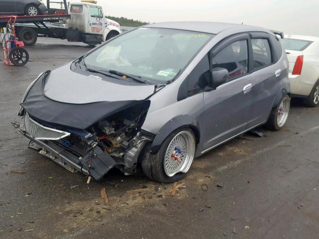 JHMGE88289S043957 - 2009 HONDA FIT SILVER photo 2