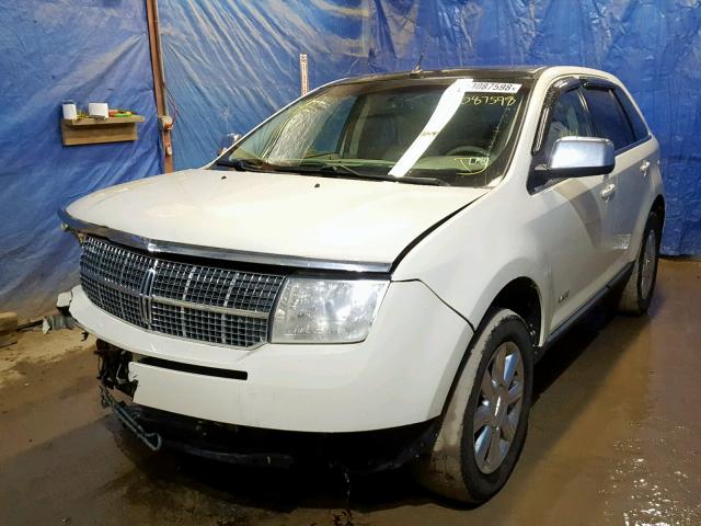 2LMDU88C57BJ37401 - 2007 LINCOLN MKX WHITE photo 2