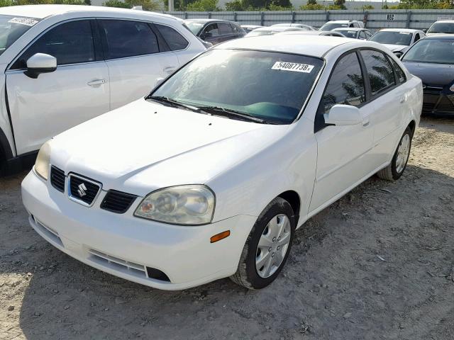 KL5JD52Z54K933507 - 2004 SUZUKI FORENZA S WHITE photo 2