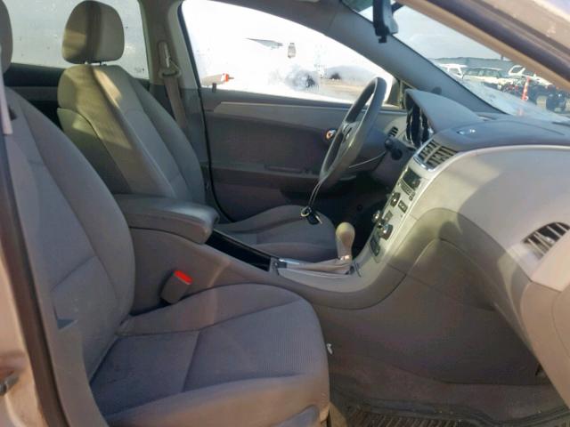 1G1ZG57B39F138657 - 2009 CHEVROLET MALIBU LS SILVER photo 5