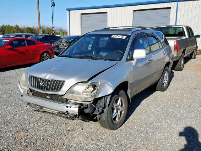 JT6GF10U7Y0061452 - 2000 LEXUS RX 300 SILVER photo 2