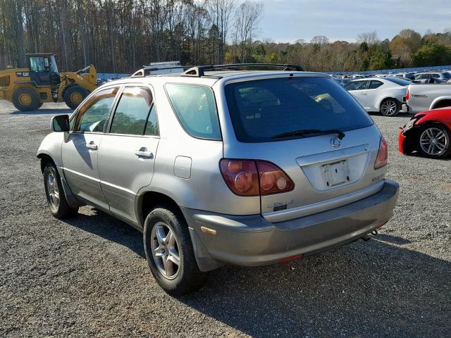 JT6GF10U7Y0061452 - 2000 LEXUS RX 300 SILVER photo 3