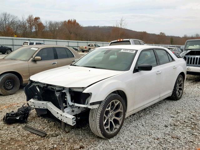 2C3CCAAG4JH278214 - 2018 CHRYSLER 300 TOURIN WHITE photo 2