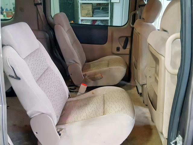 1GNDV23168D142397 - 2008 CHEVROLET UPLANDER L 棕色 照片 6