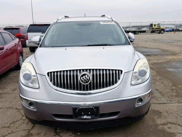 5GAKRBED9BJ227630 - 2011 BUICK ENCLAVE CX SILVER photo 9