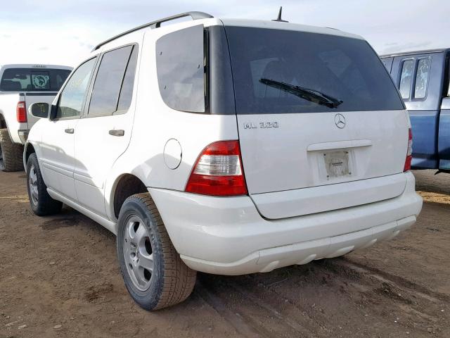 4JGAB54E53A376575 - 2003 MERCEDES-BENZ ML 320 WHITE photo 3