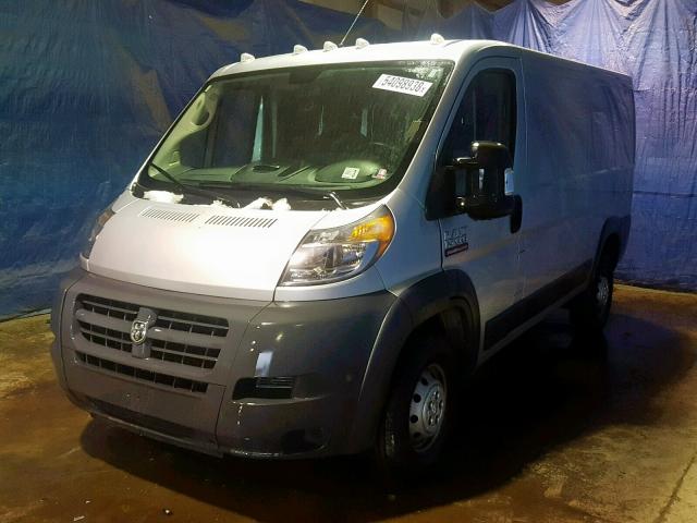 3C6TRVAG5JE104186 - 2018 RAM PROMASTER 银色 照片 2