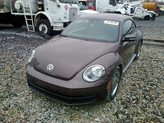 3VWJP7AT4CM626070 - 2012 VOLKSWAGEN BEETLE BROWN photo 9