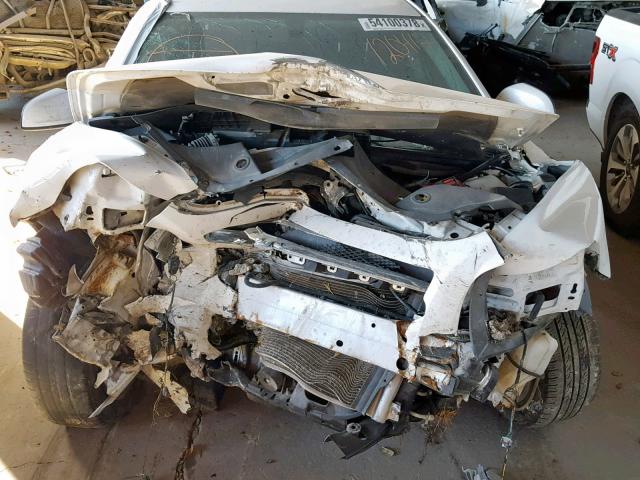 1G1ZC5E08CF120417 - 2012 CHEVROLET MALIBU 1LT WHITE photo 7