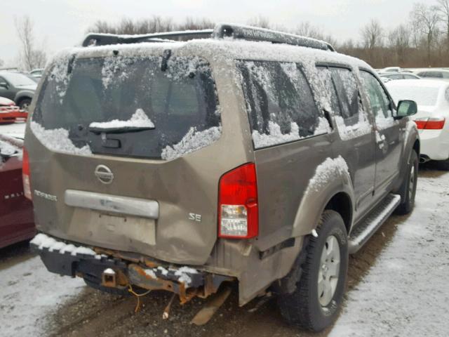 5N1AR18W75C790973 - 2005 NISSAN PATHFINDER GRAY photo 4