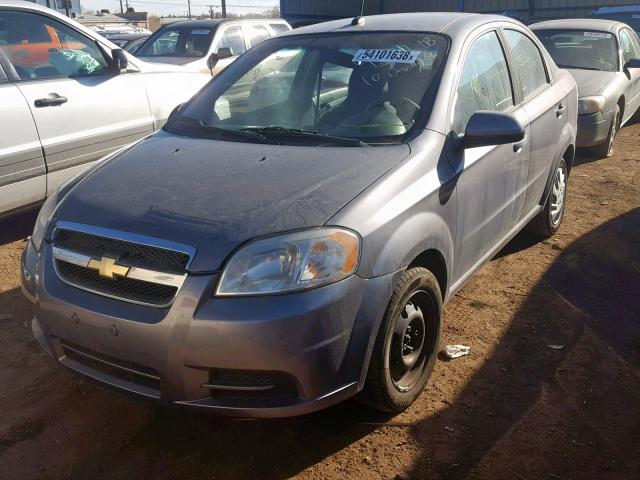 KL1TD5DEXAB091103 - 2010 CHEVROLET AVEO LS GRAY photo 2