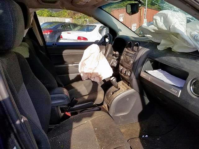 1C4NJDBB2GD617539 - 2016 JEEP COMPASS SP 蓝色 照片 5