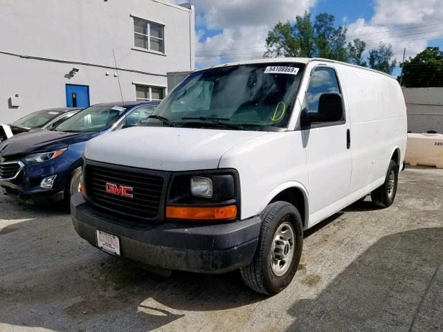 1GTHG35UX71203283 - 2007 GMC SAVANA G35 WHITE photo 2