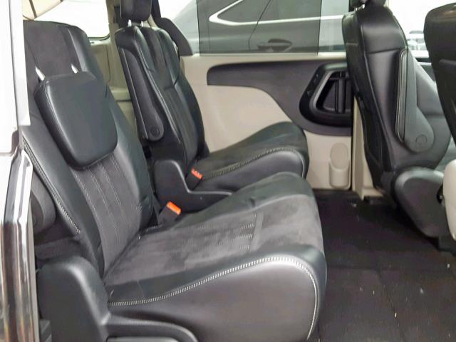 2C4RC1CG4ER367154 - 2014 CHRYSLER TOWN & COU BLACK photo 6