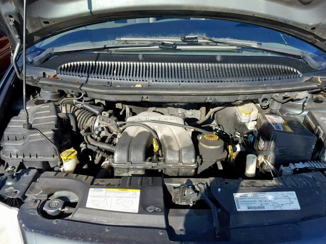 1C4GJ25B52B511504 - 2002 CHRYSLER VOYAGER GRAY photo 7