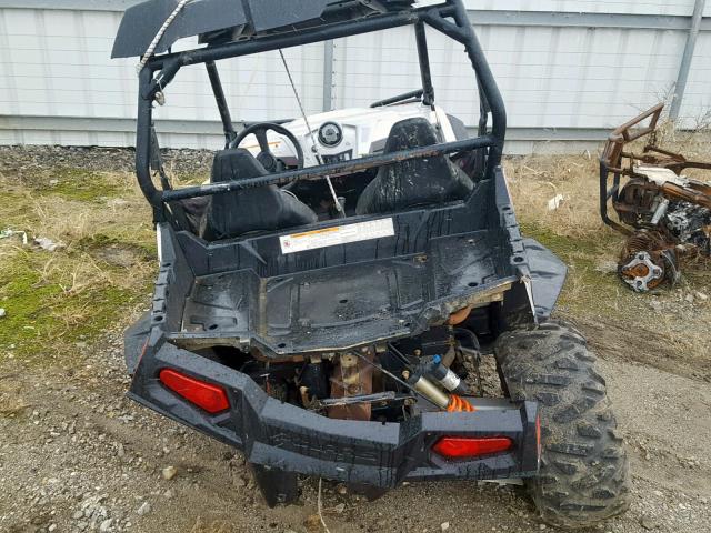 4XAVE7EA7EF272820 - 2014 POLARIS RZR 800 S SILVER photo 6