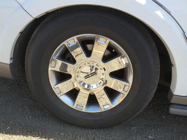 5LMFU27R63LJ50463 - 2003 LINCOLN NAVIGATOR Ақ фото 9